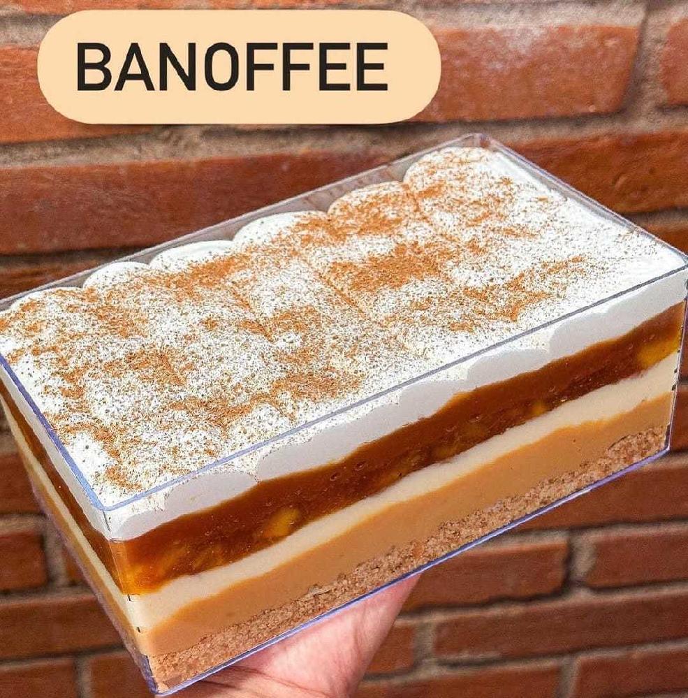 CAKE-BOX-BANOFFEE
