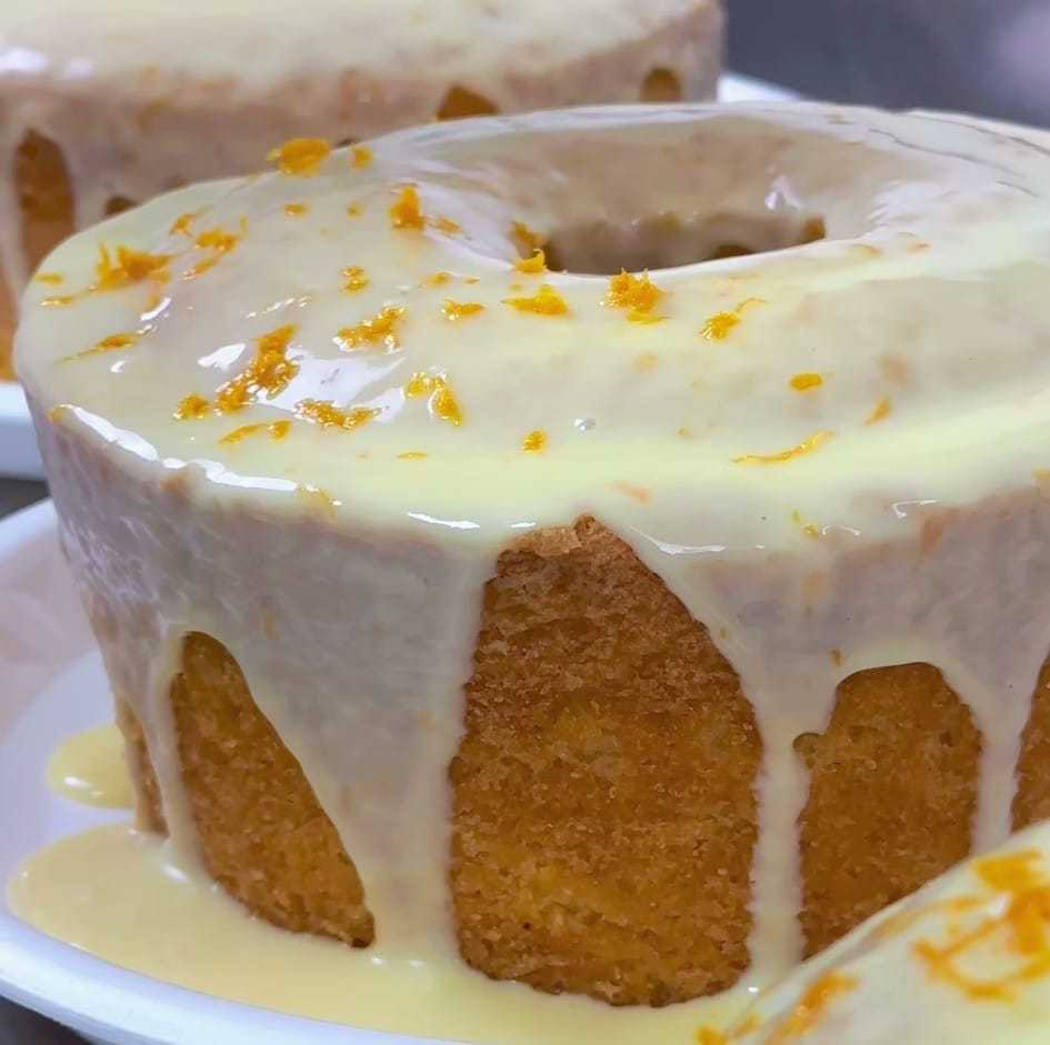 BOLO-DE-LARANJA-COM-CALDA-DE-LARANJA