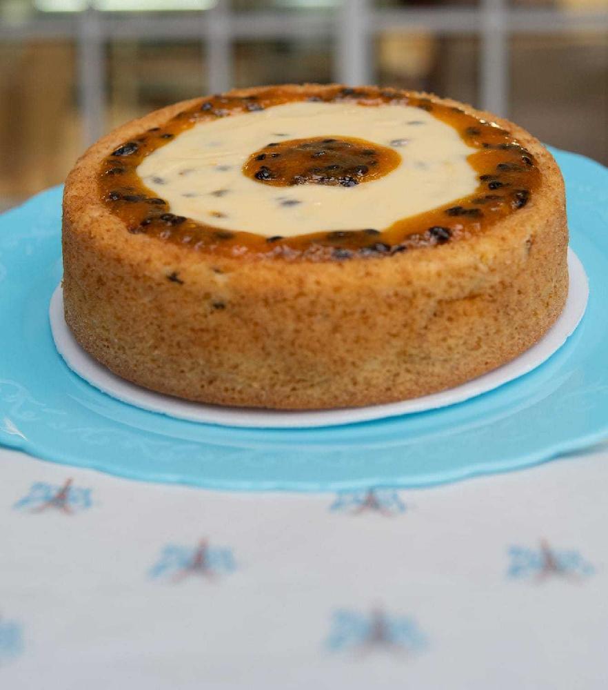 BOLO-PISCINA-MARACUJA