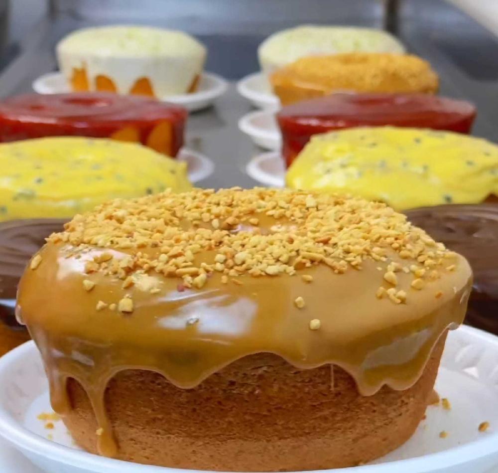 BOLO-DOCE-DE-LEITE-COM-AMEIXA